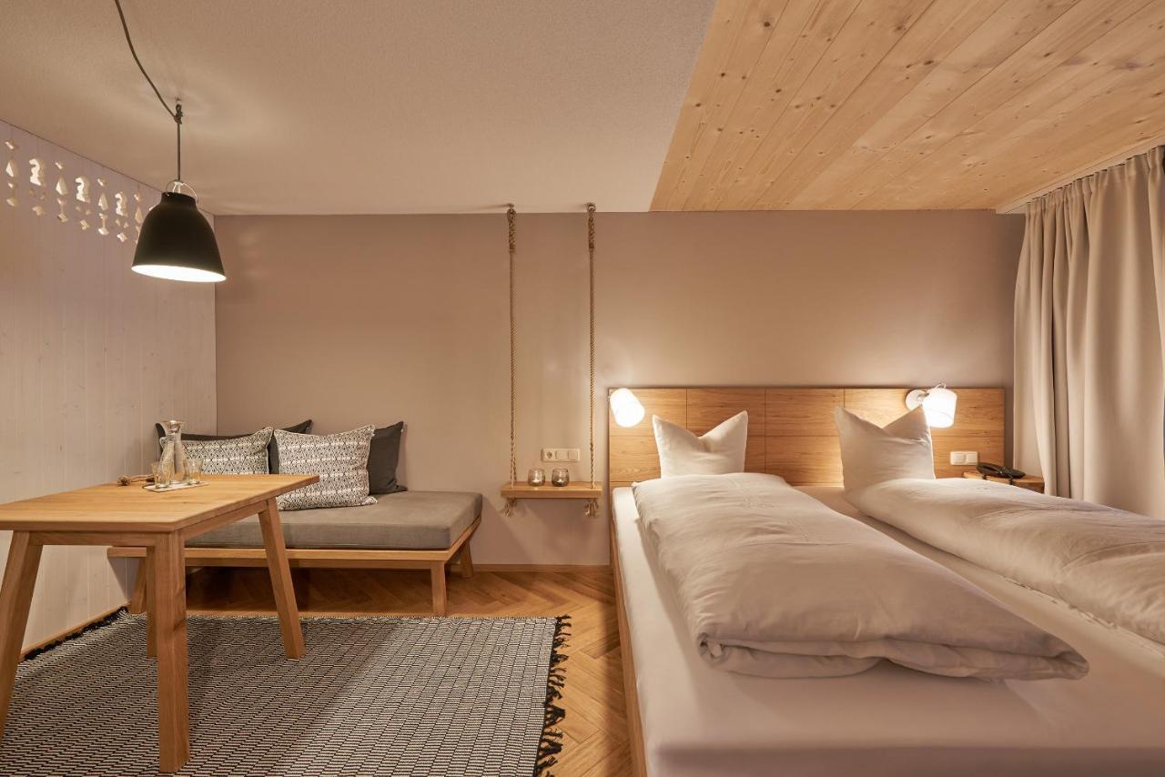 Roessle Hotel